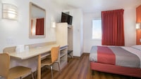 Motel 6 Brooklyn Center, MN - Minneapolis