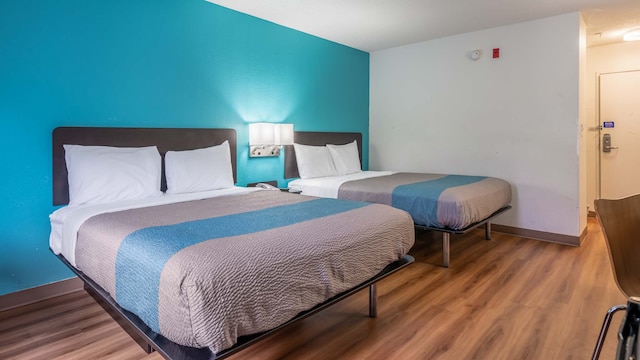 2 Full Beds | Suite, Smoking, Kitchen