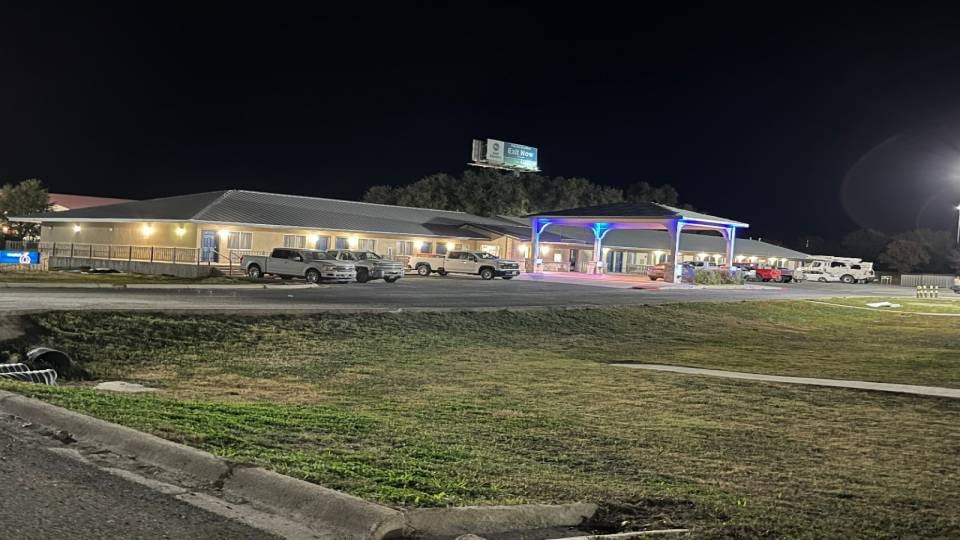 Motel 6 Junction, TX - Llano River, Junction, Junction