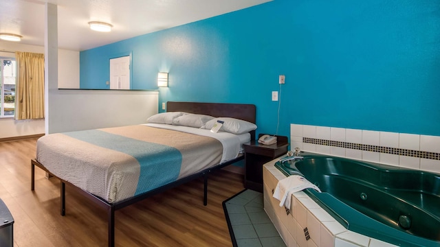 1 Queen Bed | Non-Smoking, Hot Tub, Micfridge