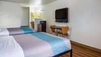Motel 6 Portland, OR  Mall 205