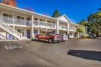 Motel 6 Portland, OR  Mall 205