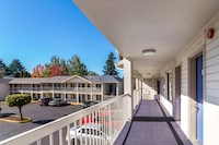 Motel 6 Portland, OR  Mall 205