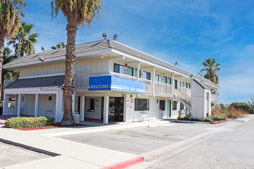 Motel 6 Coalinga, CA - East, C93210, Coalinga CA