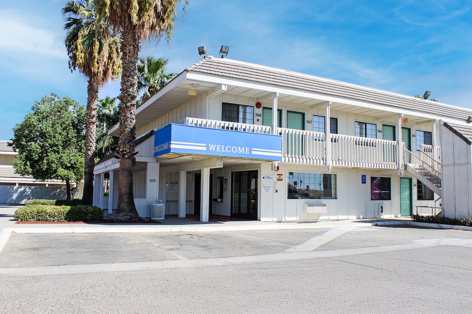 Motel 6 Coalinga, CA - East, C93210, Coalinga CA