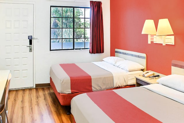 2 Full Beds | ADA/Roll-In Shower