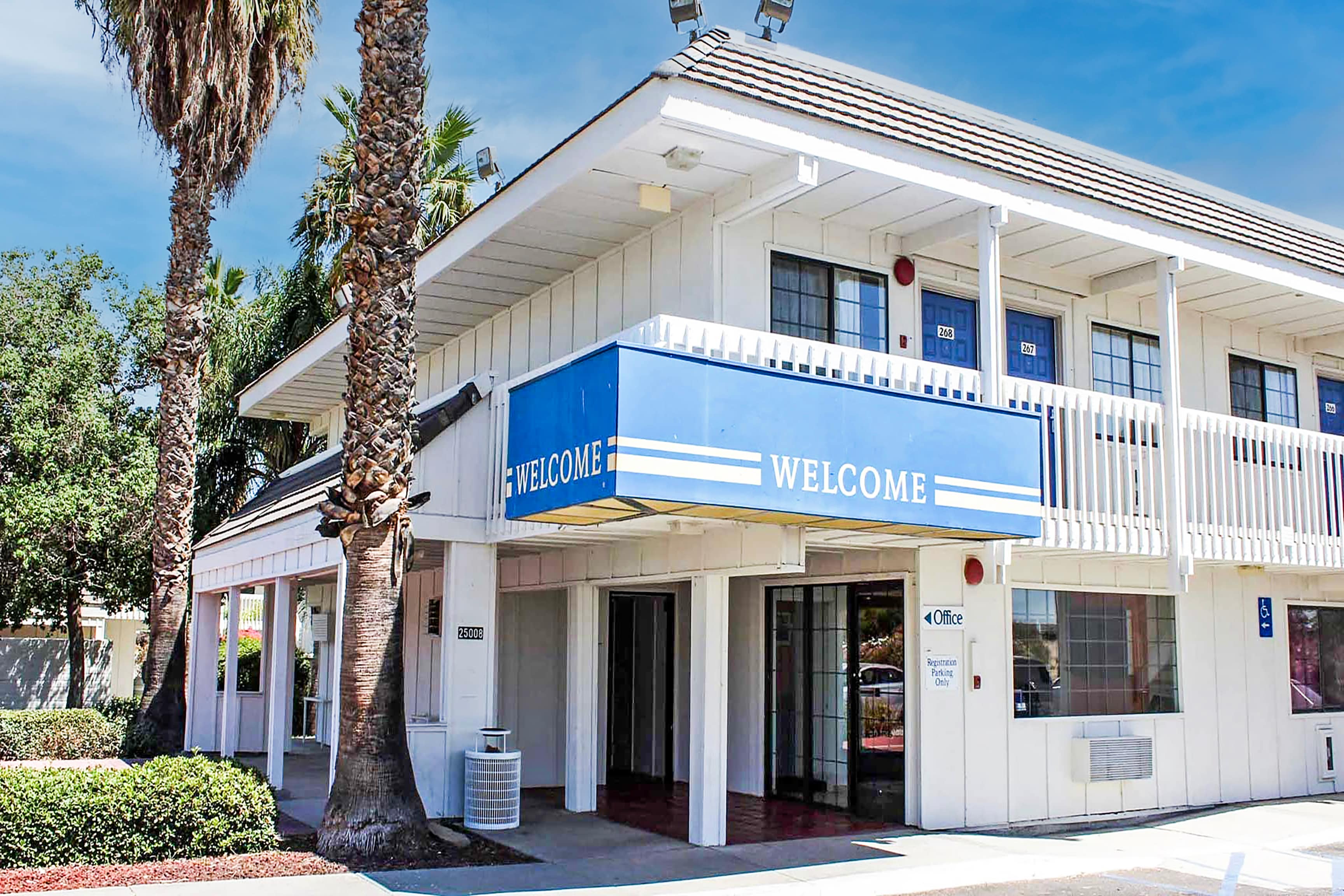 Motel 6 Coalinga, CA - East Area Affordable