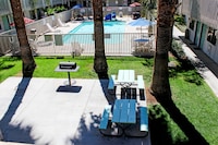 Motel 6 Coalinga, CA - East