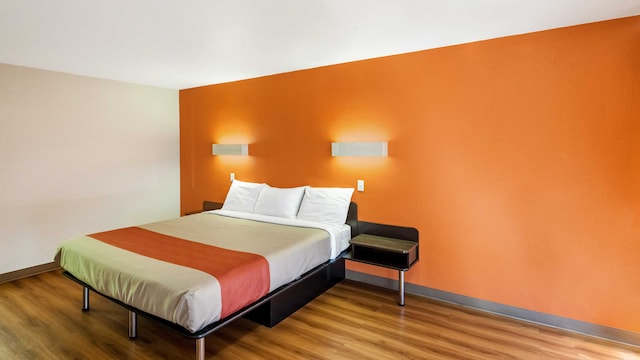 1 FULL BED | ACCESSIBLE, SMOKING