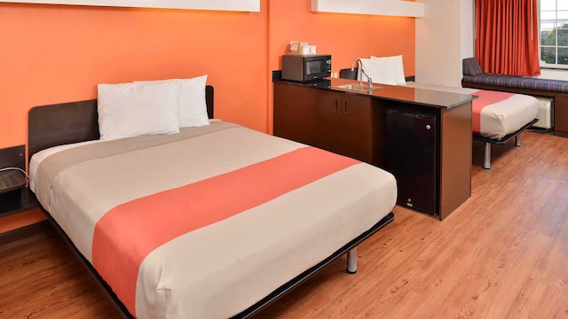 2 QUEEN BEDS | SMOKING