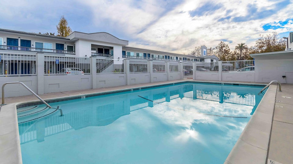 Motel 6 San Jose, CA - Convention Center, C95110, San Jose CA