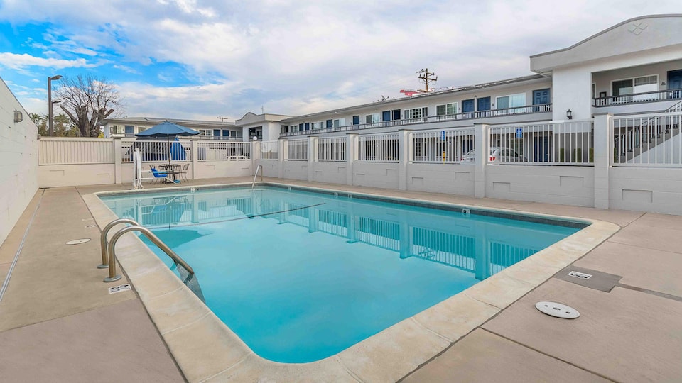 Motel 6 San Jose, CA - Convention Center, C95110, San Jose CA