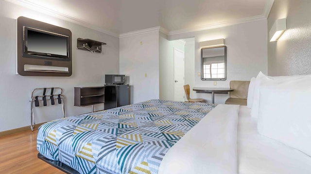 1 King Bed | Non-Smoking, Micfridge