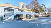 Motel 6 San Jose, CA - Convention Center