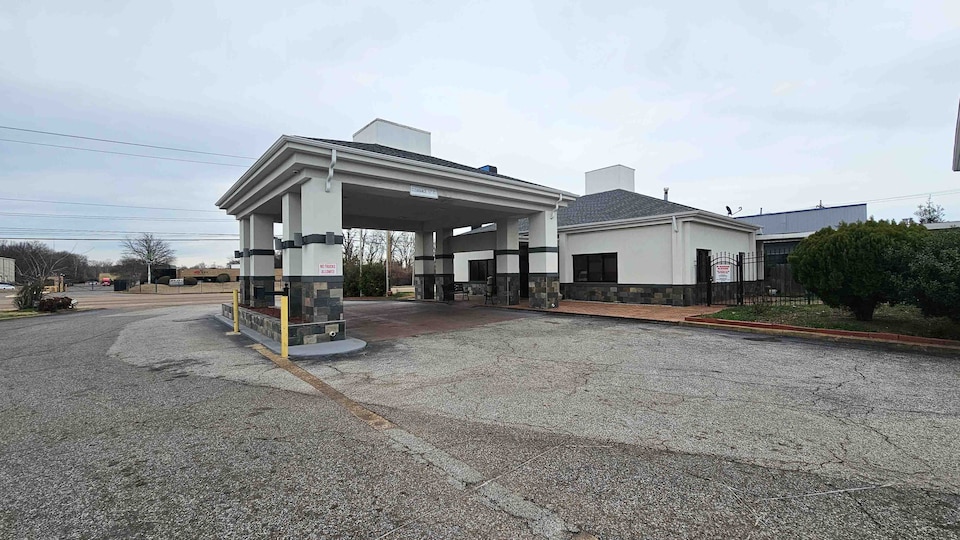 Motel 6 Memphis, TN - Graceland, C38116, Memphis