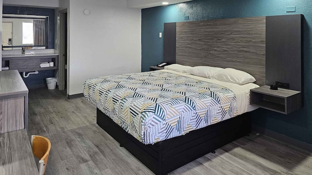 1 King Bed | Non-Smoking