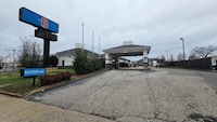 Motel 6 Memphis, TN - Graceland