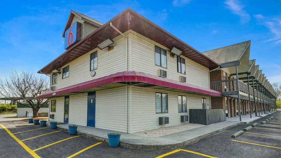 Motel 6 Carlisle, PA - Cumberland Valley, Carlisle_g6, Carlisle