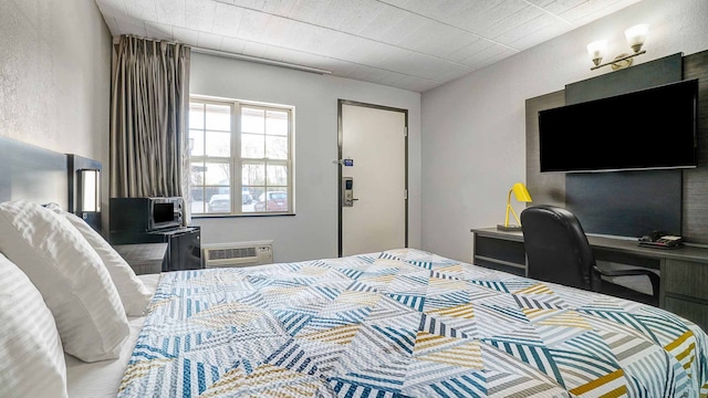 1 Queen Bed | Non-Smoking, Micfridge