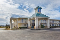 Motel 6 Bells, TN - Brownsville