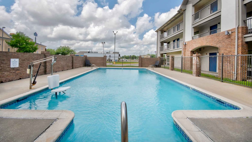 Motel 6 Lafayette, LA, C70501, Lafayette LA