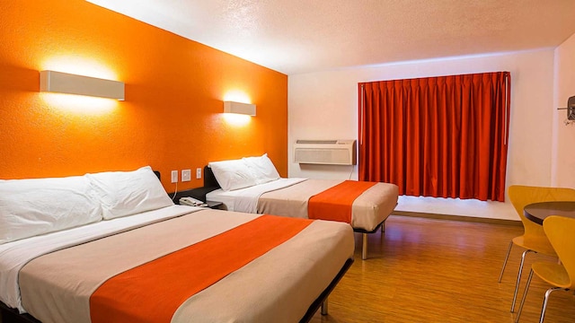 2 Queen Beds | Non-Smoking