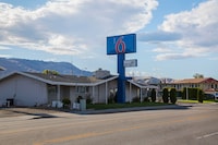 Motel 6 Wenatchee, WA
