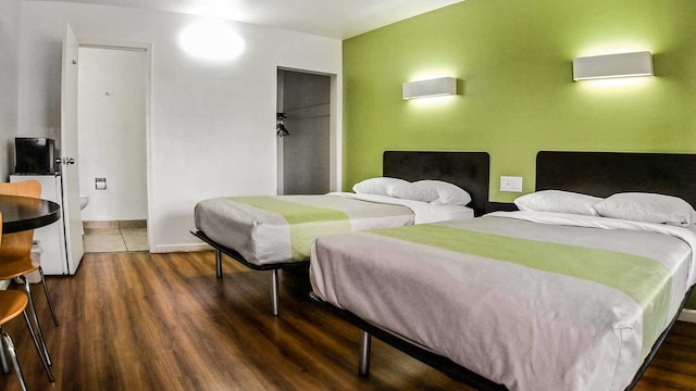 2 Full Beds | Mob Acc RI Shwr Nsmk Micfridg