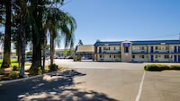 Motel 6 Visalia, CA