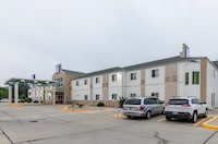 Motel 6 Kearney, NE