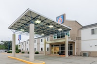 Motel 6 Kearney, NE