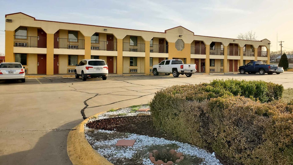 Motel 6 Shamrock, TX, C79079, Shamrock TX