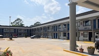 Studio 6 Suites Opelousas, LA