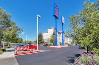Motel 6 Belmont, CA - San Francisco - Redwood City