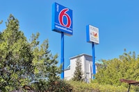 Motel 6 Belmont, CA - San Francisco - Redwood City