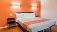 Motel 6 Glassboro, NJ - Rowan University