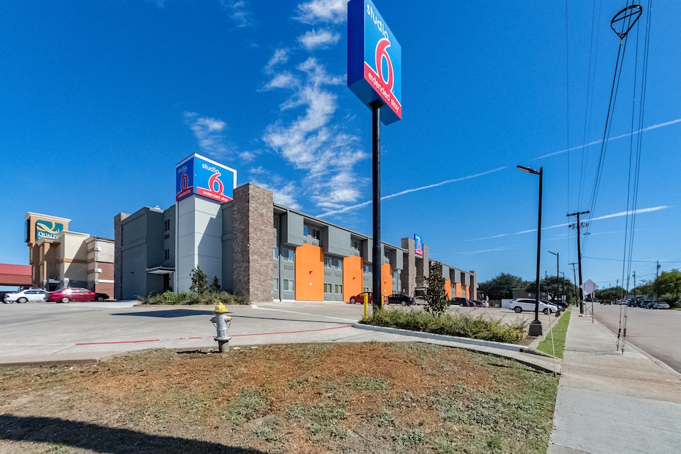 Studio 6 Plano, TX, Plano, Plano