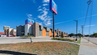 Studio 6 Plano, TX