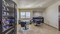 Studio 6 Plano, TX