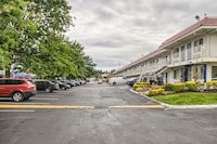 Motel 6 Everett, WA - South