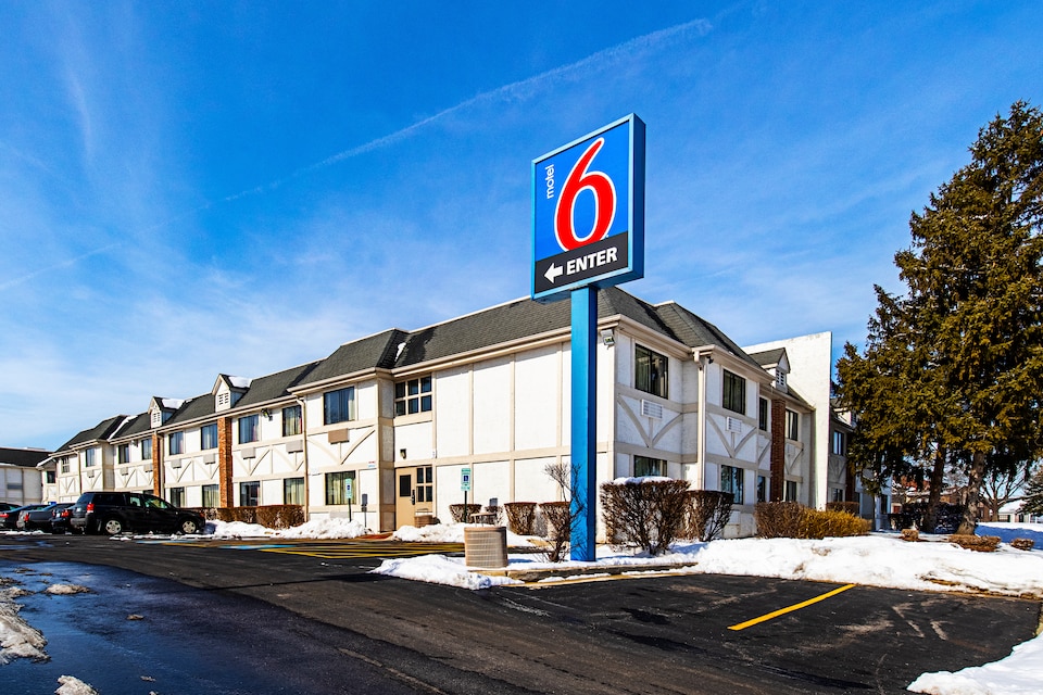 Motel 6 Palatine, IL - Chicago Northwest, PALATINE, PALATINE