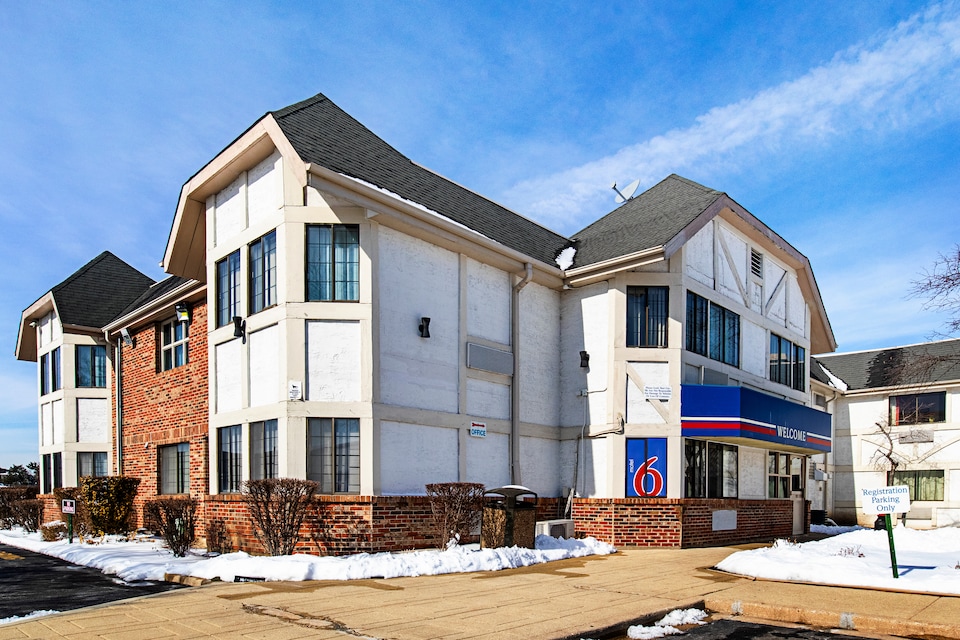Motel 6 Palatine, IL - Chicago Northwest, PALATINE, PALATINE