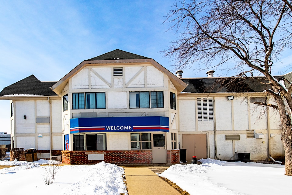 Motel 6 Palatine, IL - Chicago Northwest, PALATINE, PALATINE