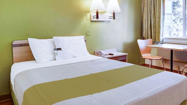 1 Full Bed | ADA/Tub