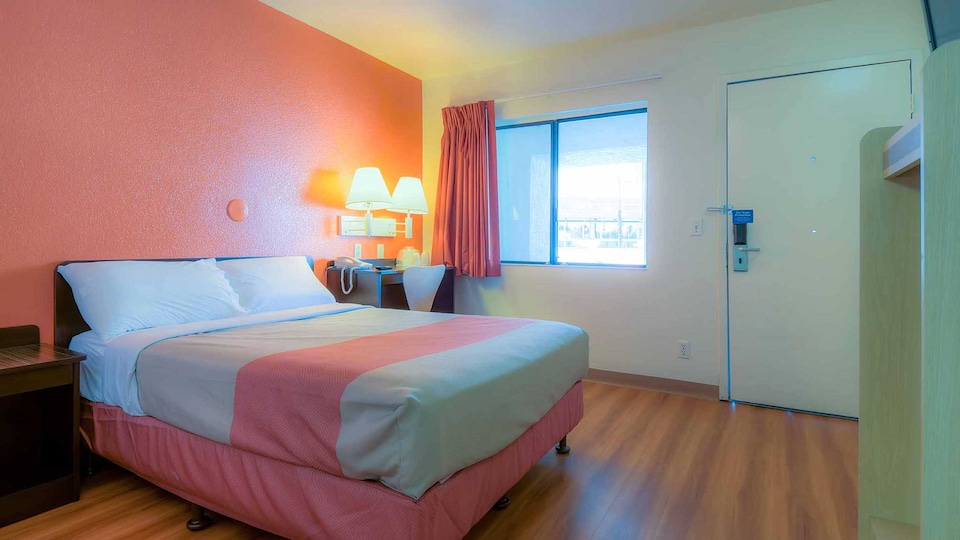 Motel 6 Palm Springs, CA - Downtown, Palm Springs, Palm Springs