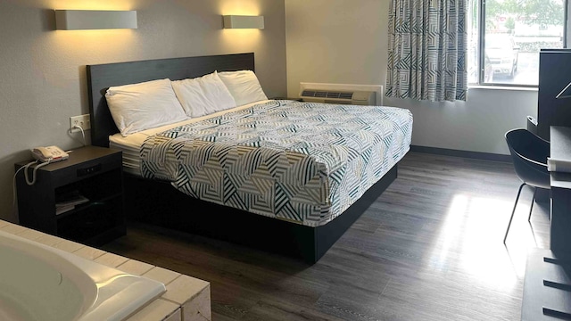 1 King Bed | Non-Smoking, Hot Tub