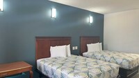 Motel 6 Cleveland, MS – Delta State University