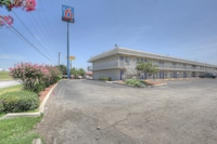 Motel 6 San Antonio, TX - Fort Sam Houston
