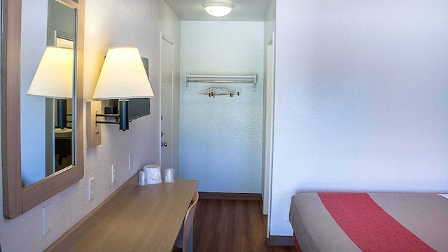 1 Queen Bed | ADA/Tub