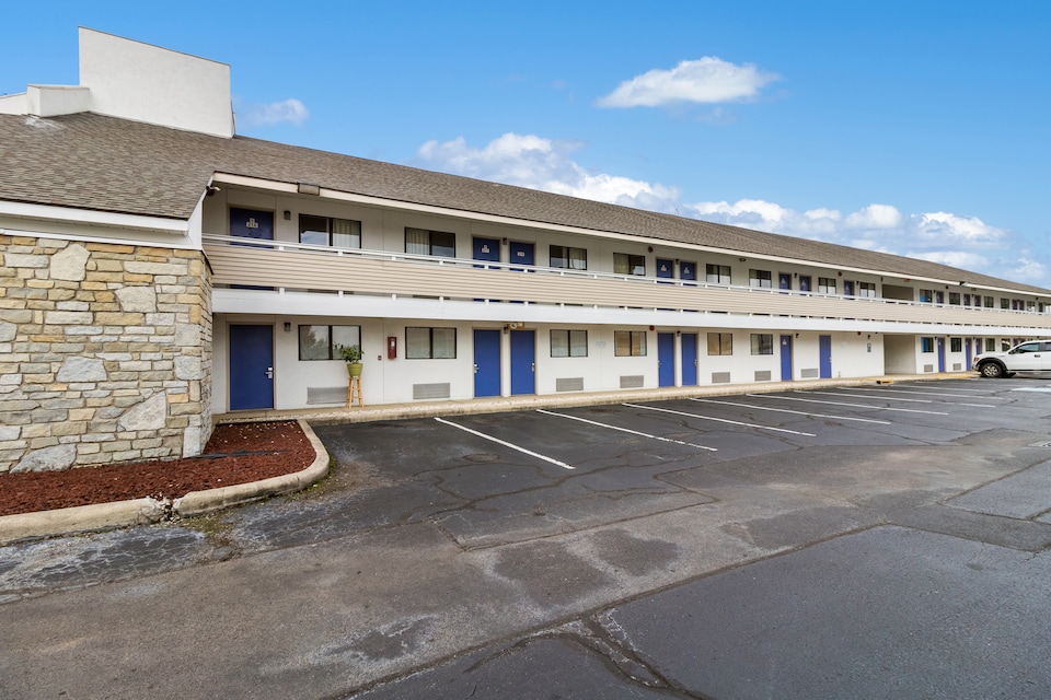 Motel 6 Dayton, OH - Englewood, Dayton_g6, Dayton